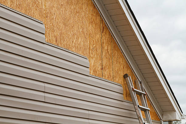 Professional Vinyl Siding technician working in Parker, CO